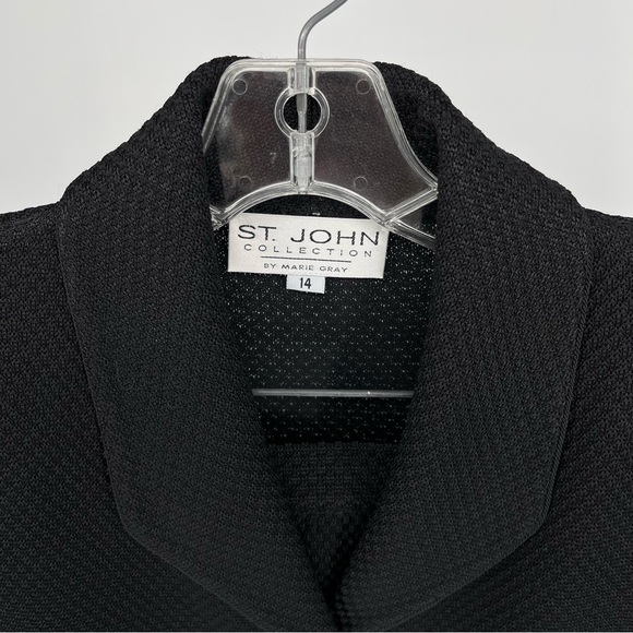 St. John Collection Santana Knit Blazer Suit Set Size 14 Black Gold Buttons - Picture 5 of 11